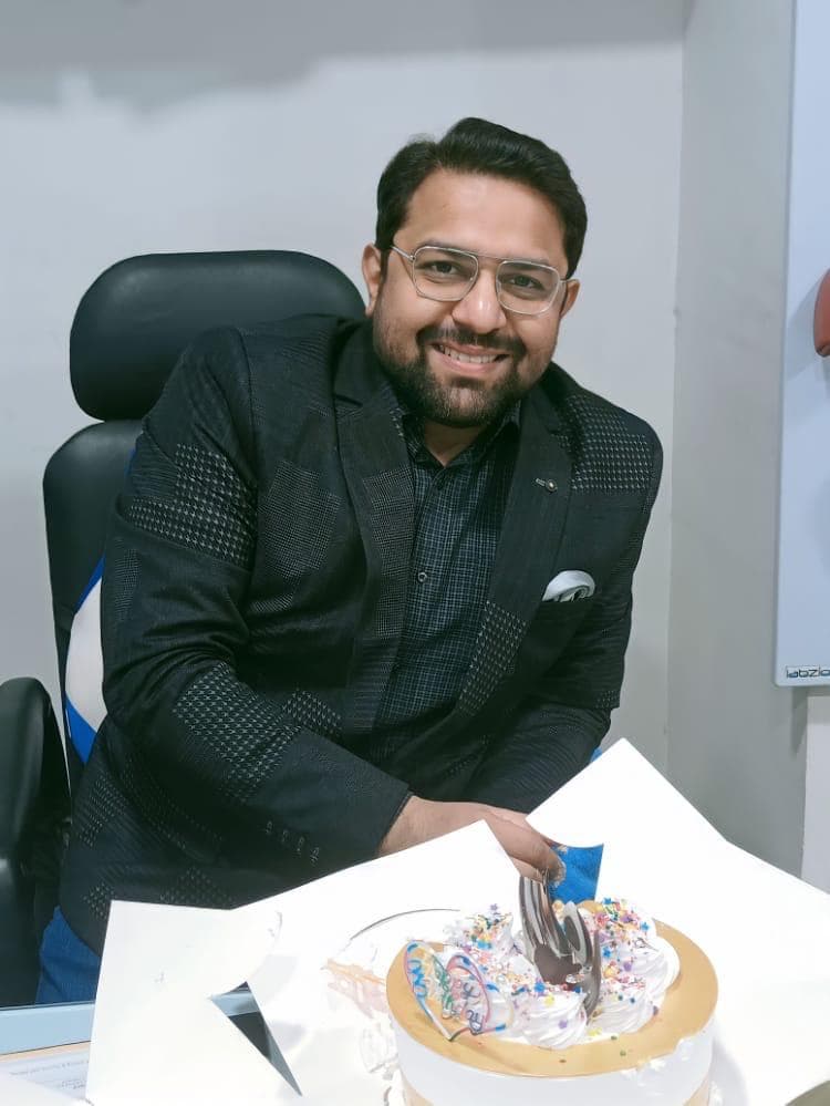 Dr. Anmol Raj Gupta